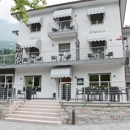 Hotel Stella Alpina Мальчезіне Екстер'єр фото