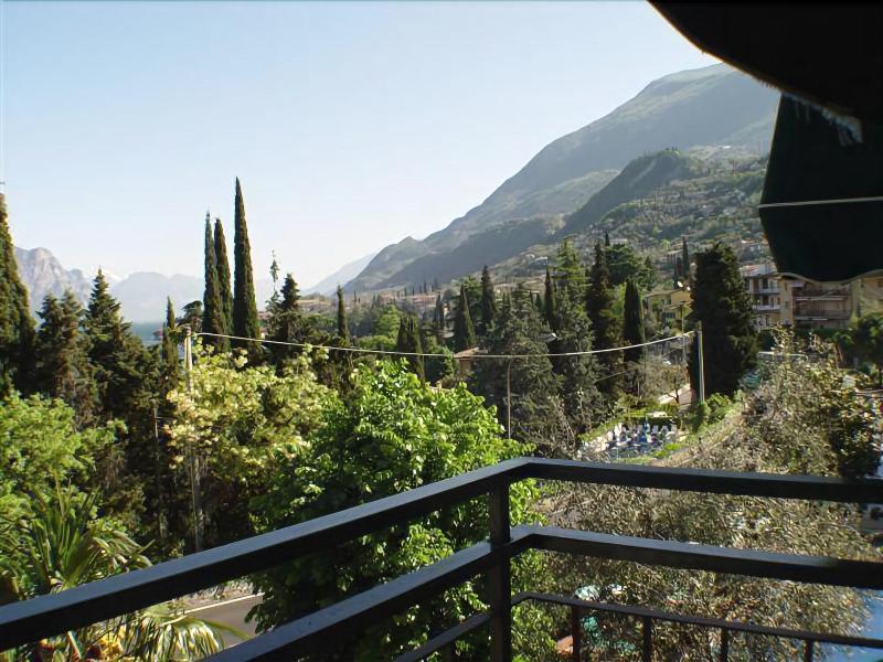Hotel Stella Alpina Мальчезіне Екстер'єр фото